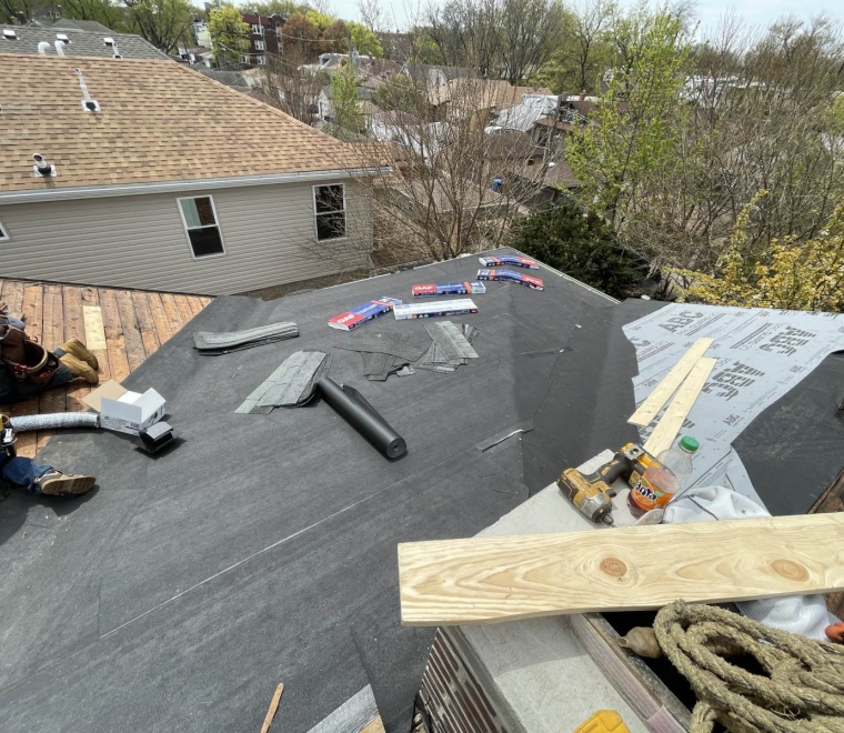 Roof replacement in Chicago